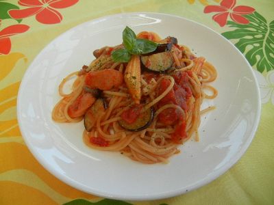 茄子とチョリソーのトマトパスタ